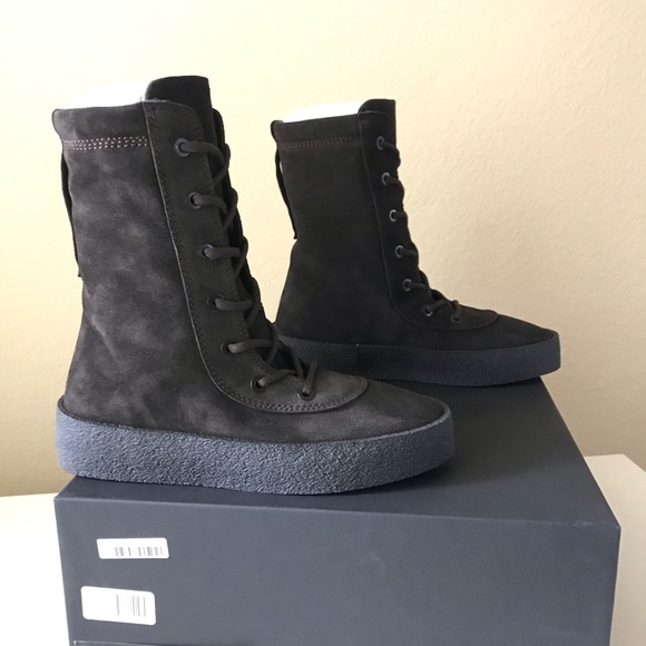 Yeezy Season 4 Crepe Boot Oil Size 42 